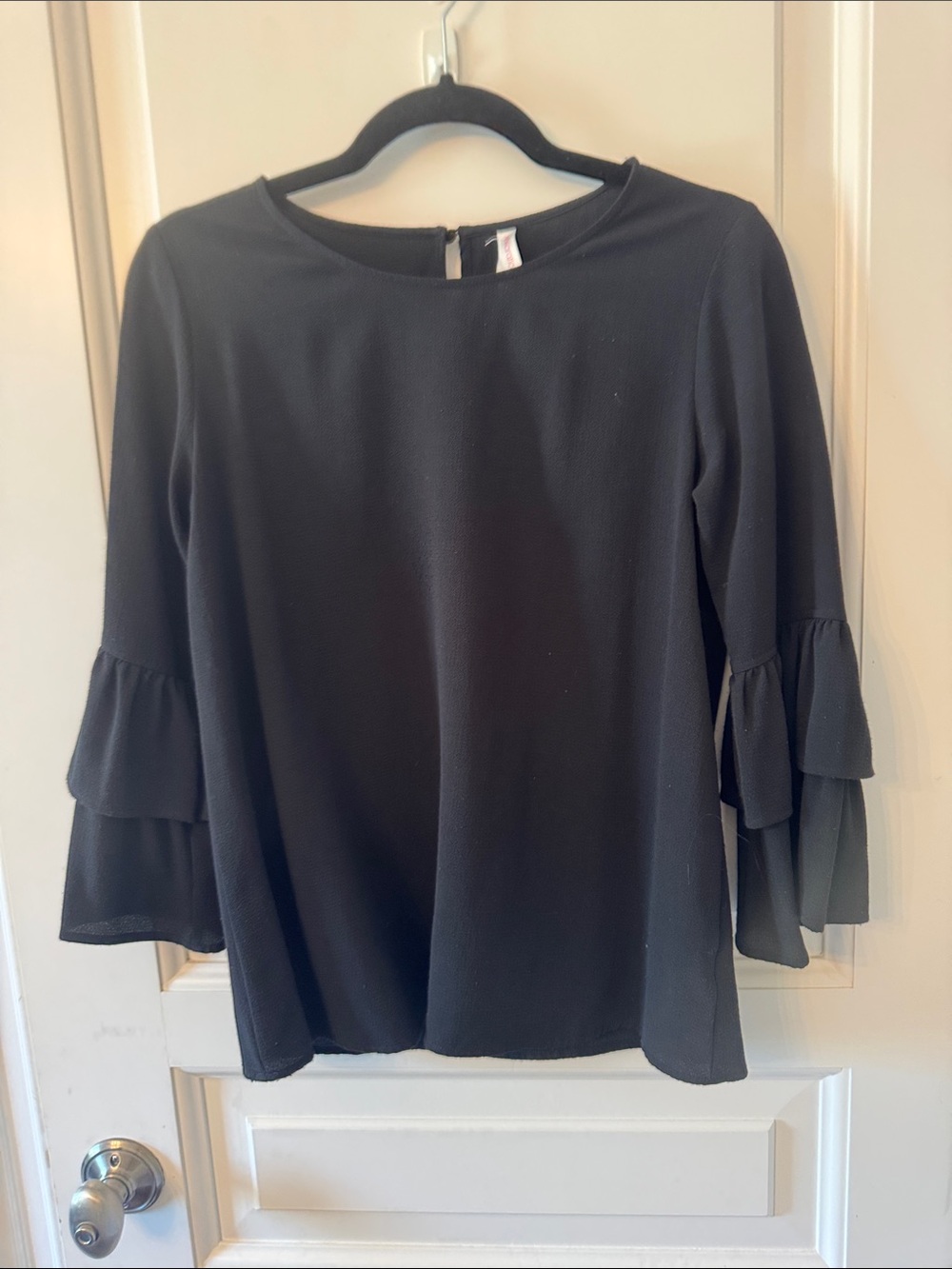 Xhilaration Black Tiered Ruffle Sleeve Blouse